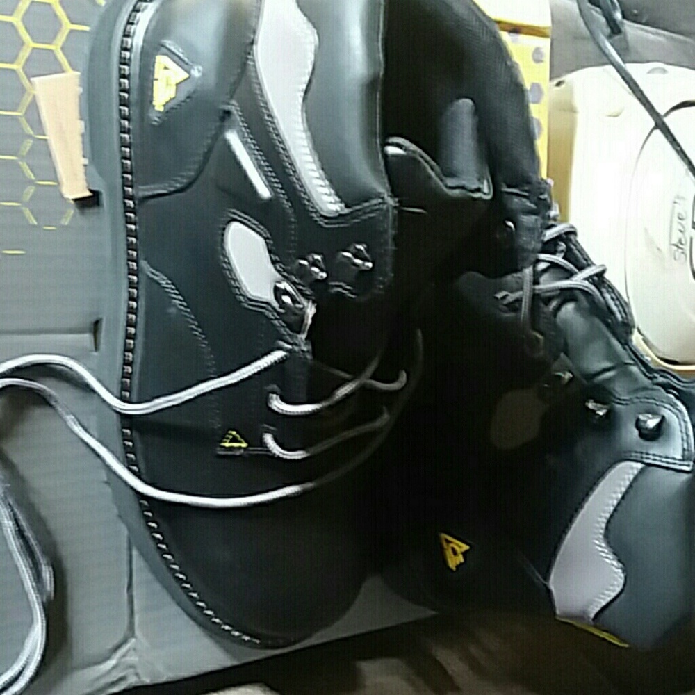 Size 10 Ace mens work boots